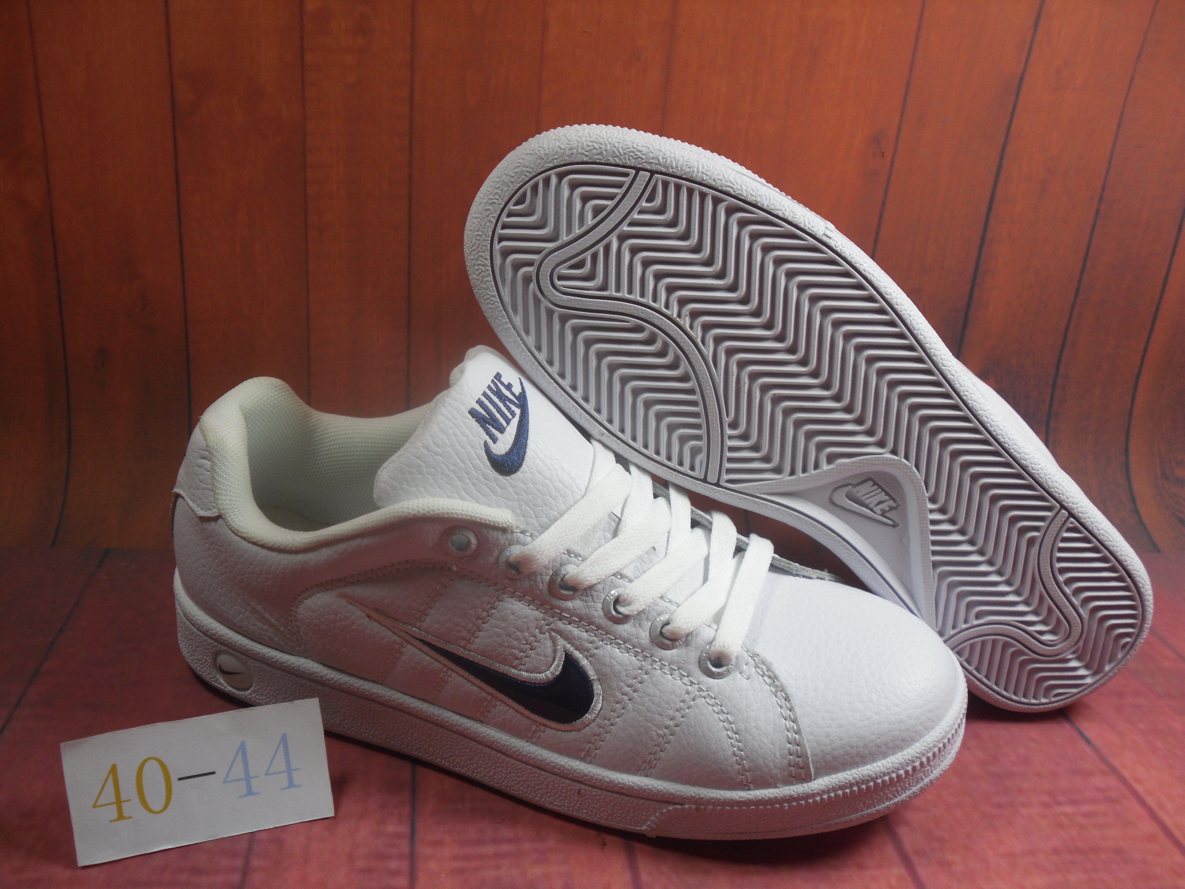 Women Nike Tennis Classic CS Culture All White Black Shoes